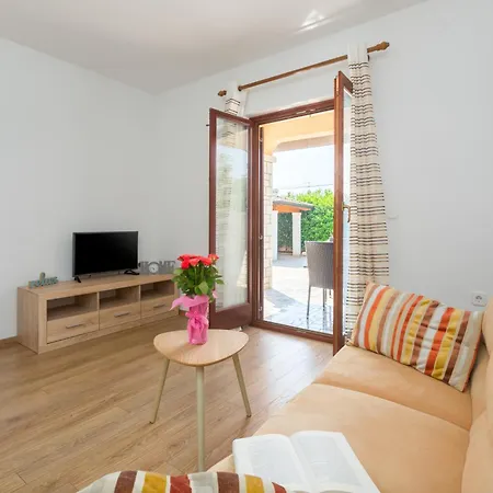 Marea Saladinka 2 Apartment